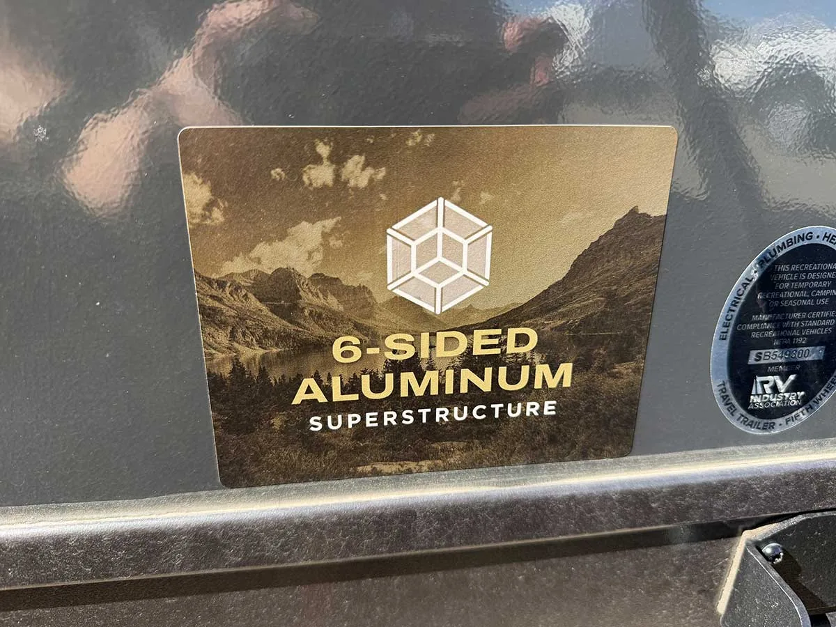 6-sided aluminum superstructure decal on the Rockwood Mini Lite 2509S