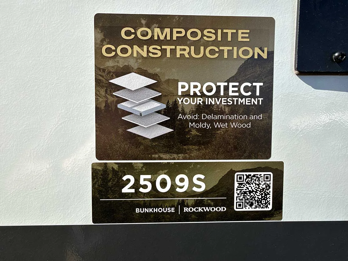 Rockwood 2509S bunkhouse model decal with composite construction sticker